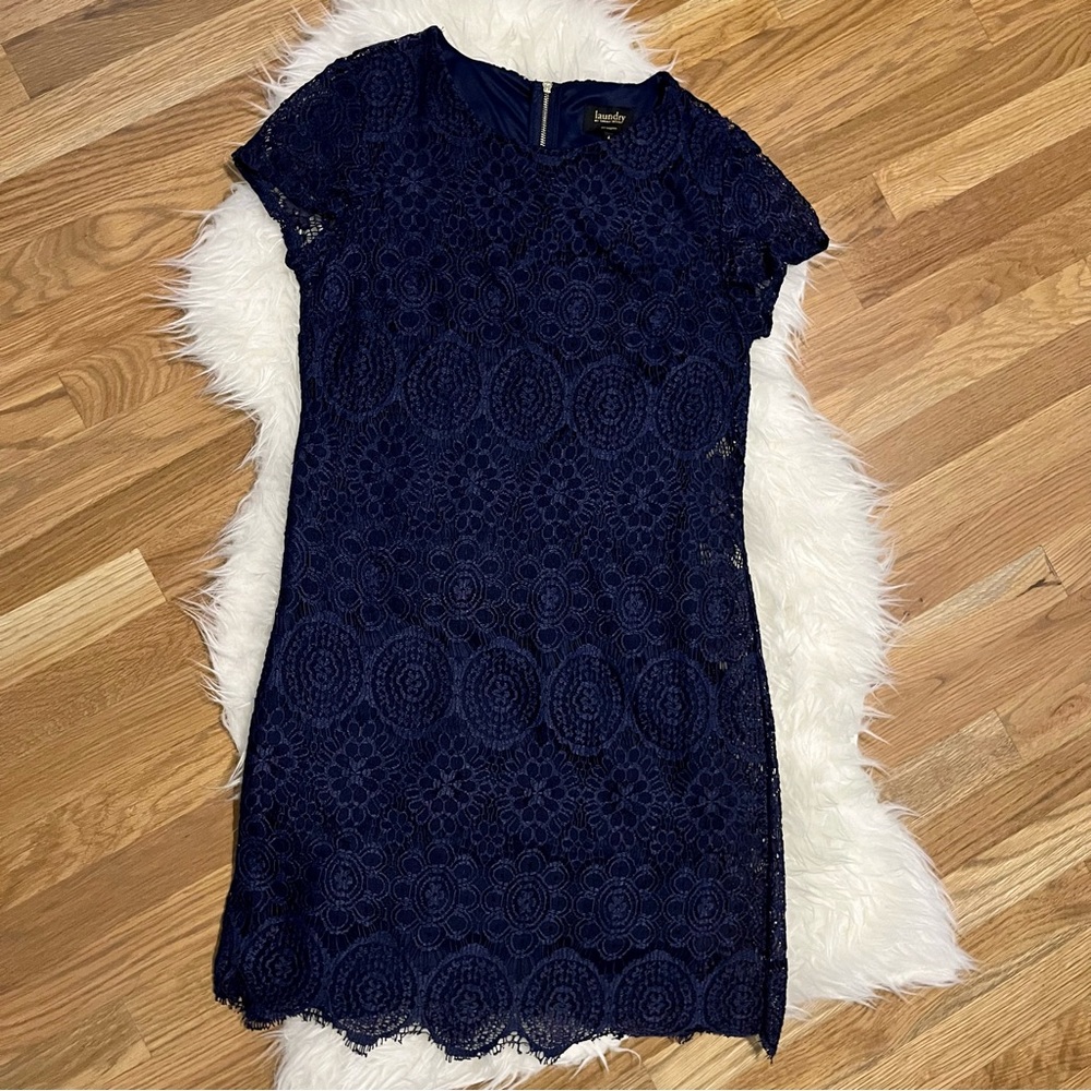 DONATED Laundry by Shelli Segal | Navy Blue Lace Overlay Cocktail Dress | Size 4